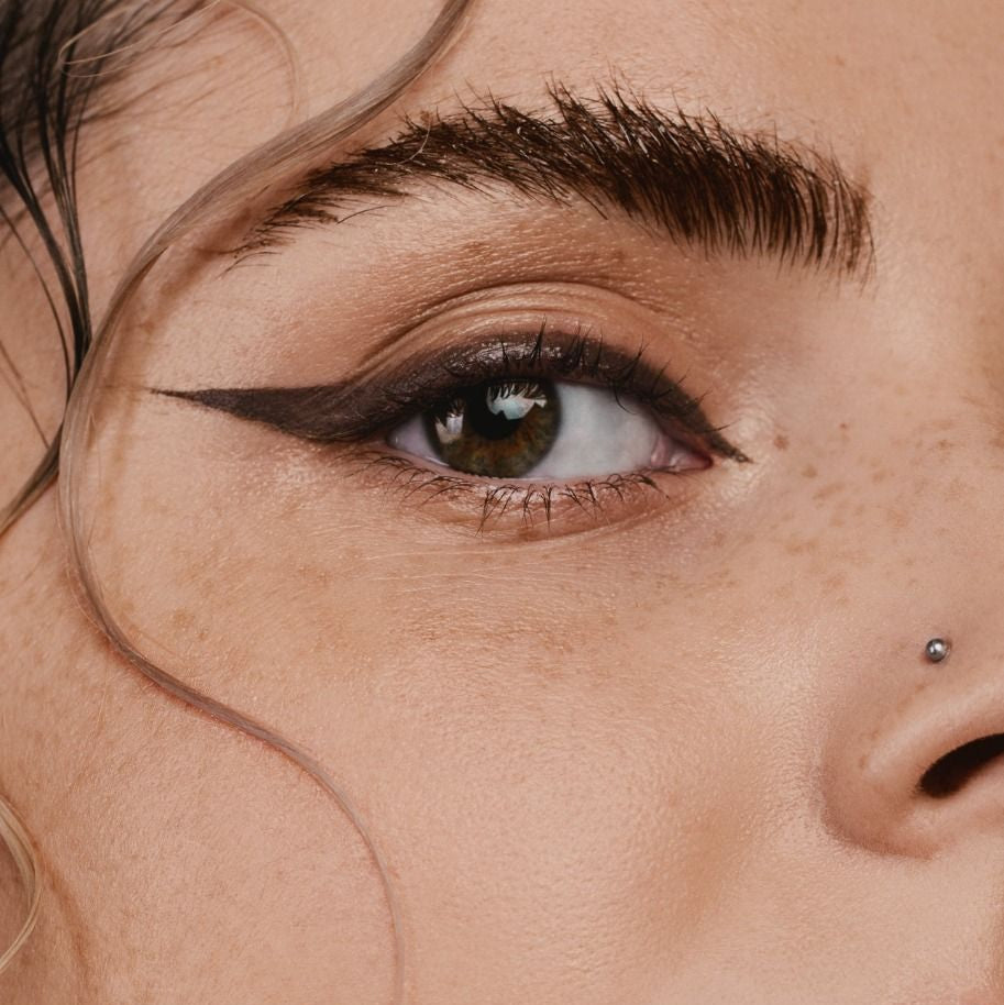 Madara - The Eye Pencil, TWO SHADES