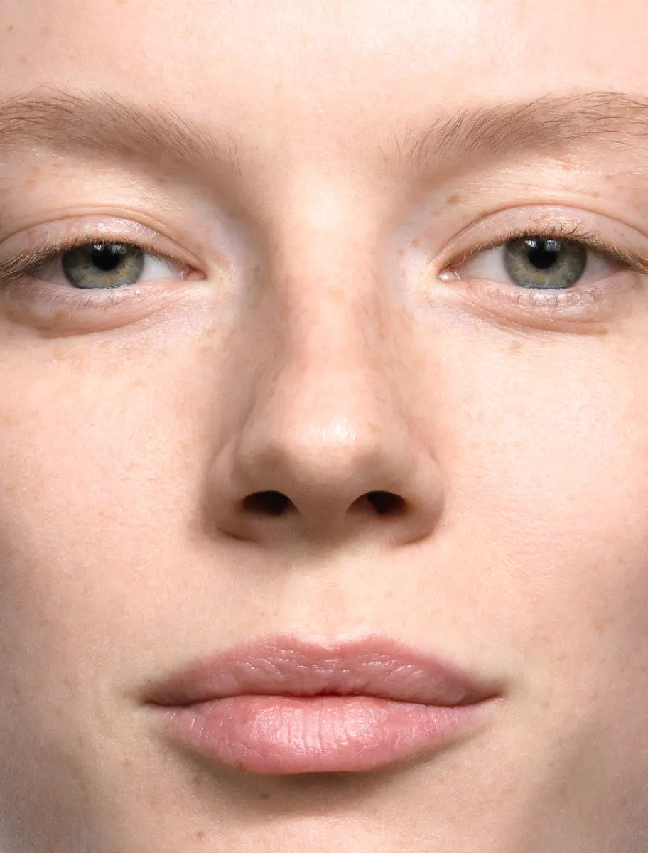 Hyaluron Tinted Serum - Madara - 30ml